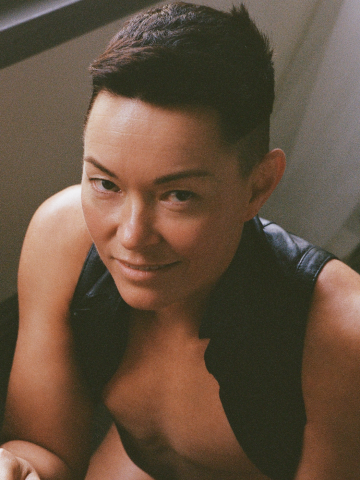 Jiz Lee